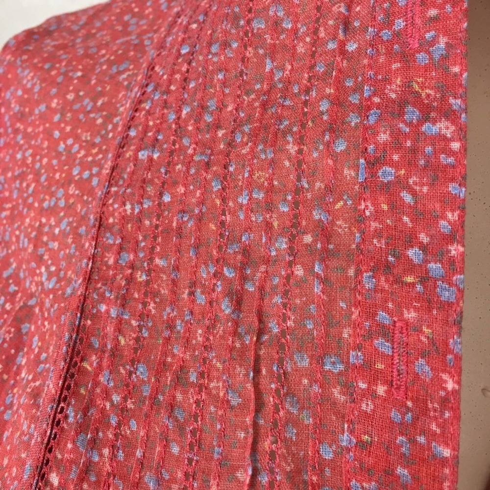 GAP Western Bibbed Floral Button Down Top - Picture 3 of 7